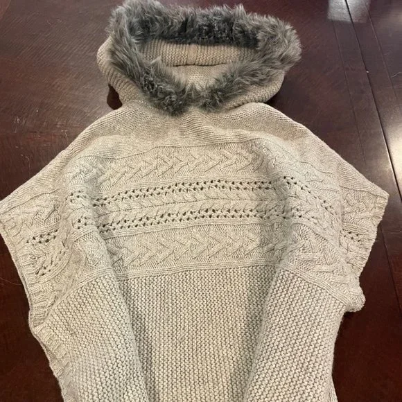 GAP Fur-Trim Hoodie Poncho Sweater size M in Heather Gray - Picture 4 of 9